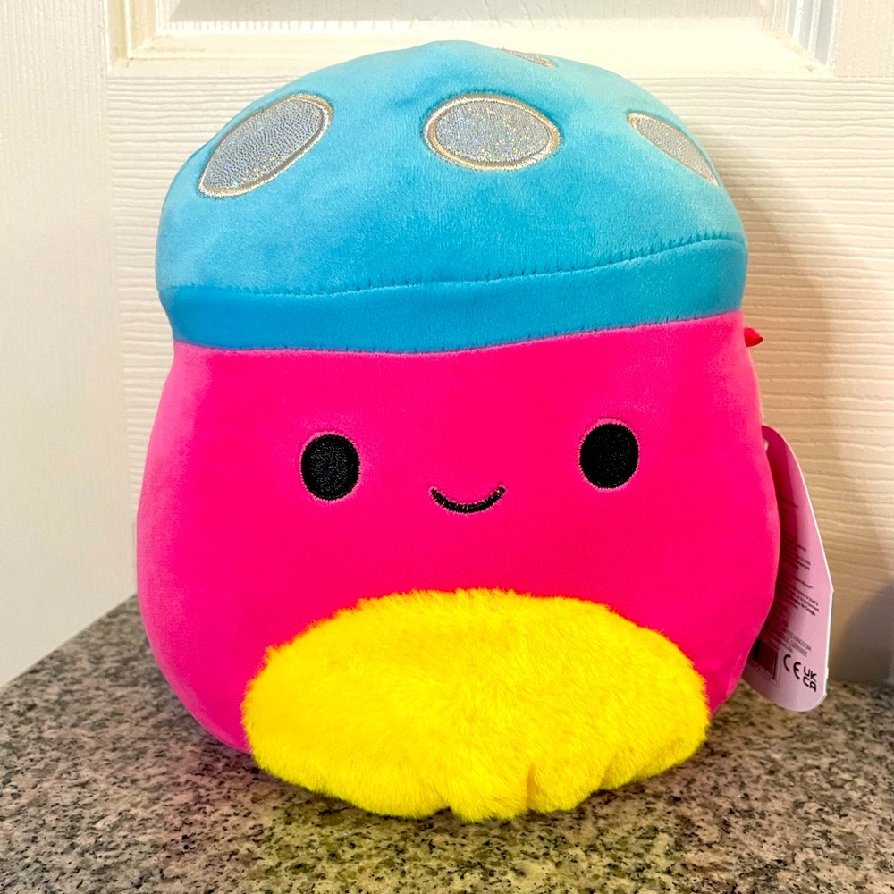 NWT 8” Randall black light squishmallow